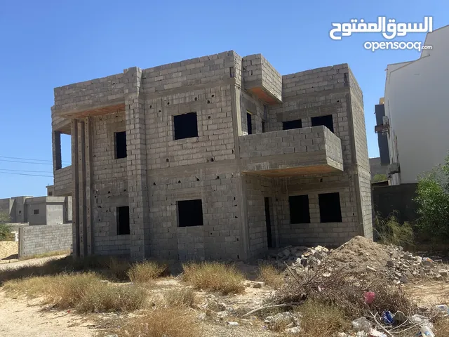 460m2 More than 6 bedrooms Villa for Sale in Tripoli Al-Serraj