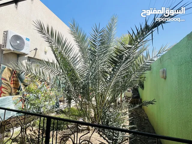 240 m2 3 Bedrooms Villa for Sale in Basra Abu Al-Khaseeb