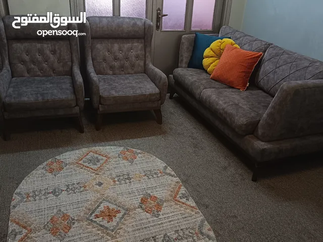 بيع عفش بيت كامل و اجهزه كهربائية السعر ع الكاش و لكل العفش أو نصفه على الأقل