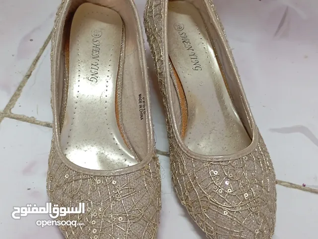 Rose Gold With Heels in Al Qatif