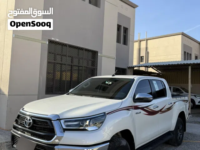 Used Toyota Hilux in Al Ain