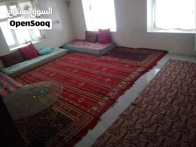 سجاجيد للبيع عدد اربعة مستخدم نظيف جدا