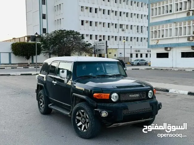 Used Toyota FJ in Misrata