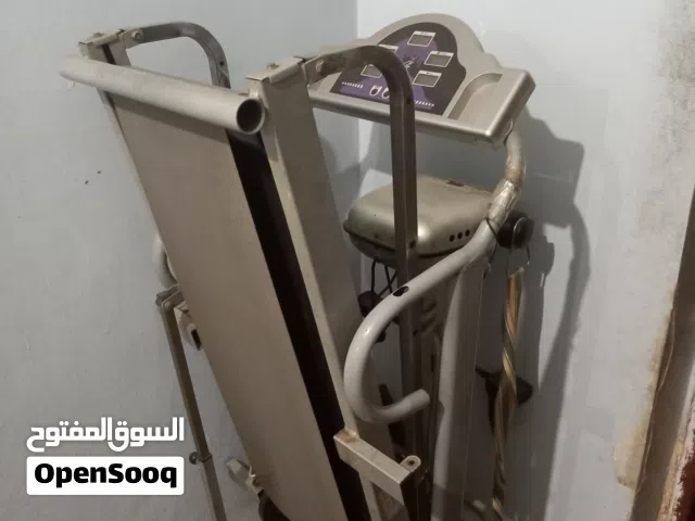 جهاز مشي مستعمل من غير كهرباء وبسعر 60 دينار
