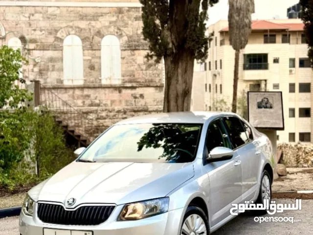 سكودا اوكتافيا 2016