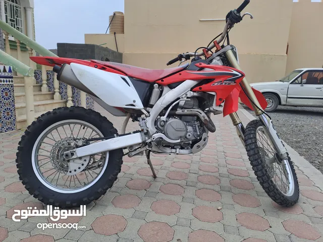 Honda CRF450R 2008 in Al Dakhiliya