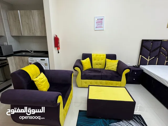 500 m2 Studio Apartments for Rent in Dubai Al Warsan