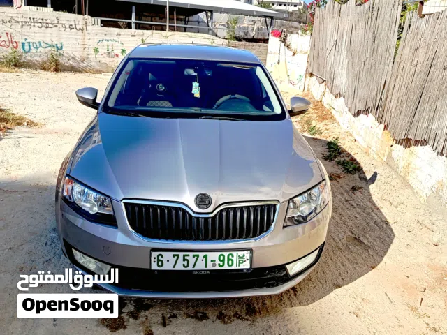 2014 سكودا اوكتافيا RS