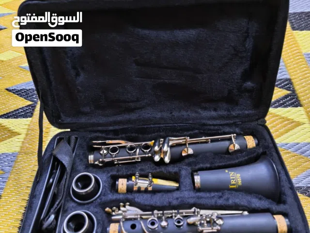 الالة عزف كلارنيت