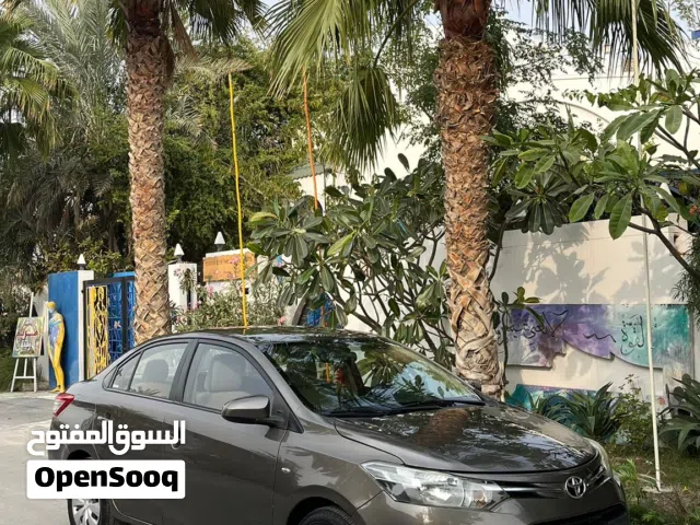 تويوتا يارس 2016