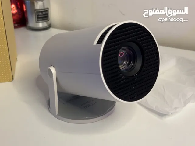 بروجكتر HY-7300 الذكي والمحمول جديد غير مستخدم – مع كامل الملحقات الجديدة-