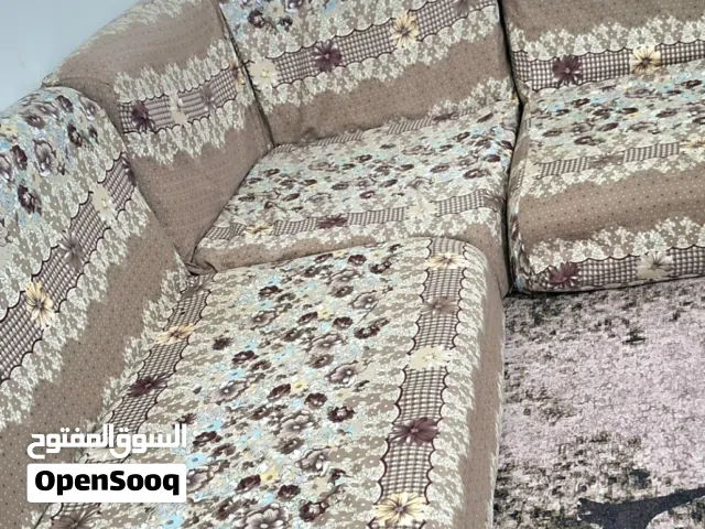 كعده عربية رخيصة - وي تلبيستها