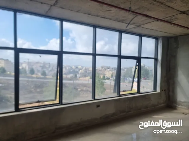 Unfurnished Full Floor in Ramallah and Al-Bireh Al Tira