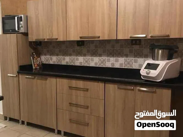 مطبخ 2.5 متر + دولاب خشب اتش بي ال بسعر جيد جدا
