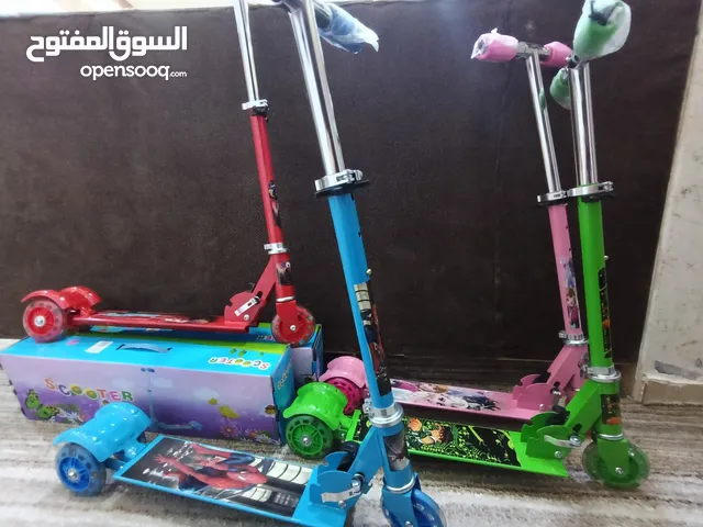 سكوترات حديد جديد مش بلاستيك حديد مضيء بس ب 5دنانير