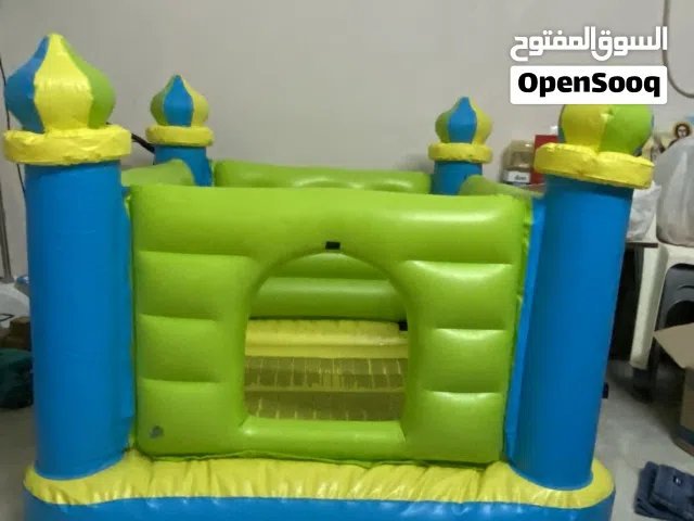 بيت نطاط Trampoline House