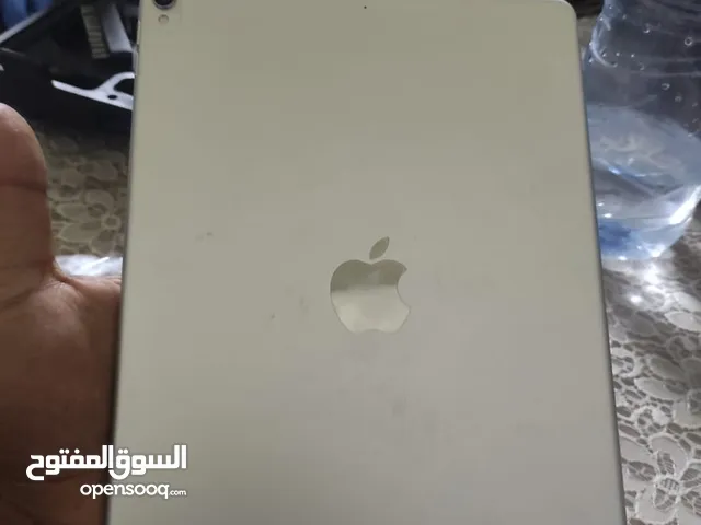 ipad pro 2017 256gb  avec clavier et souris (wireless)