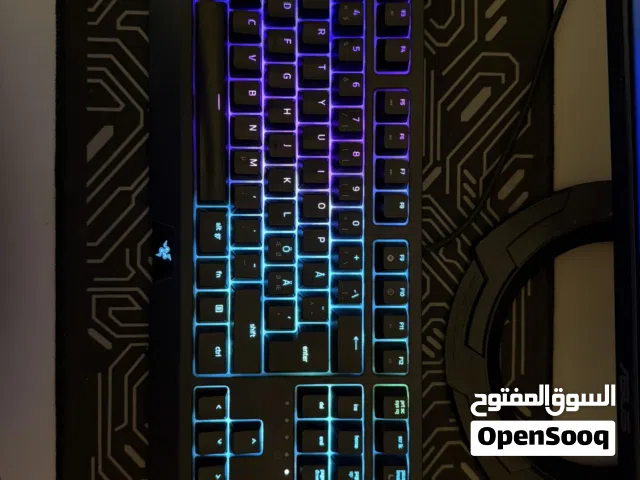 Razor Blackwidow v2 Gaming Keyboard Swedish keyboard with English size 100% excellent condition