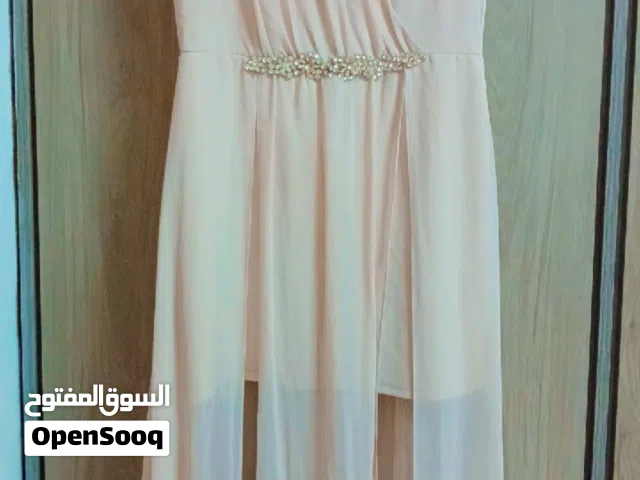 فساتين سهرة جميع المقاسات جيدا جدا بسعر الحرق من دينارين ل5