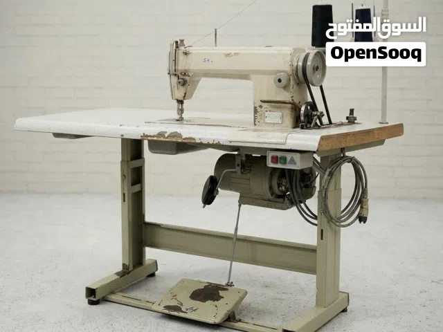 Sewing Machine with Table and Moto