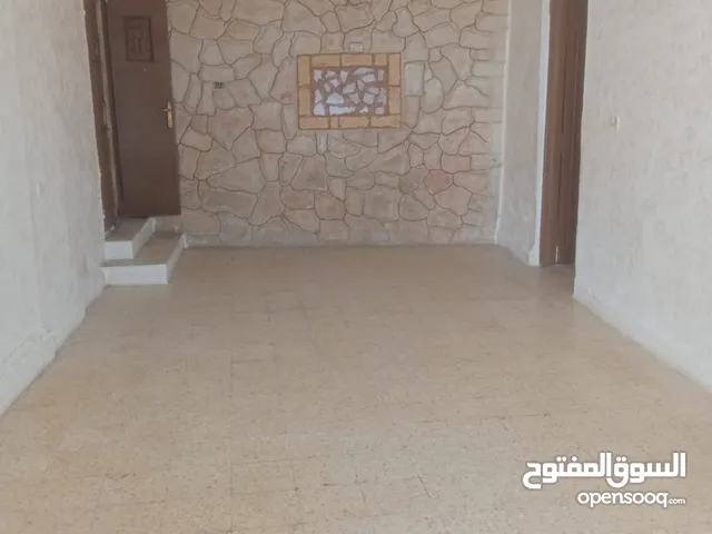 بيت للايجار حي الامير محمد قرب جمعية اسره جندي