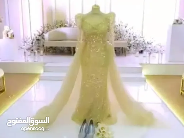 فستان الملكه عروس