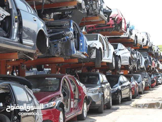 قطع غيار من مستعمل و جديد من دبي