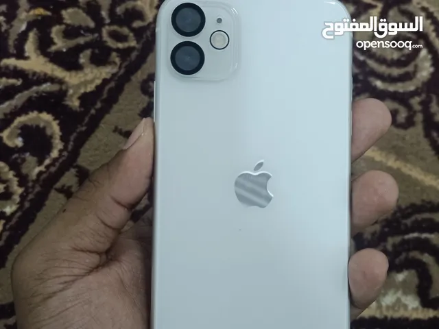 Apple iPhone 11 128 GB in Najran