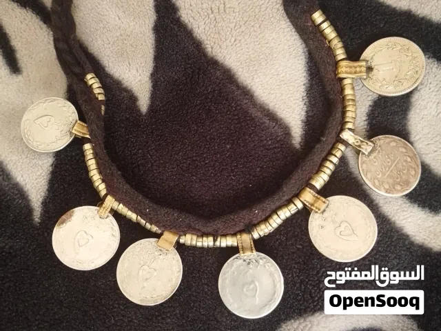 سنسال قديم معدني