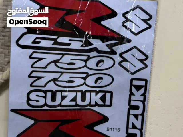 ستيكرات سوزوكي750و600 عاكس