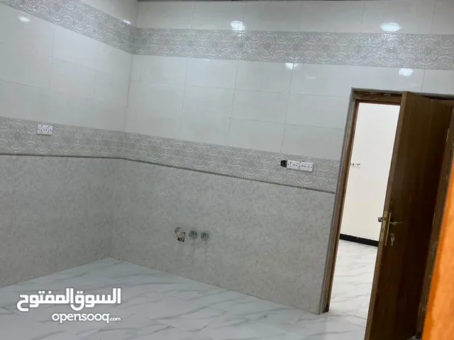 130 m2 2 Bedrooms Apartments for Rent in Basra Jubaileh