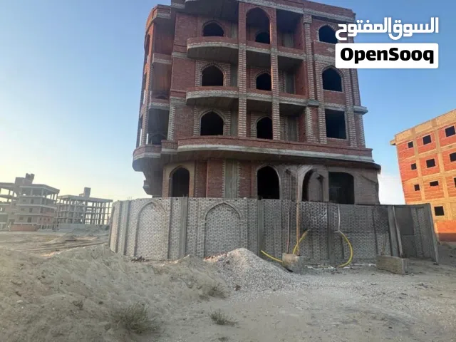 شقه ارضي ببدروم بجاردن بالقرية الذكية اول مطل صلاح سالم