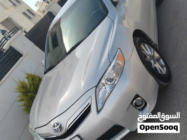 2010 تويوتا كامري LE