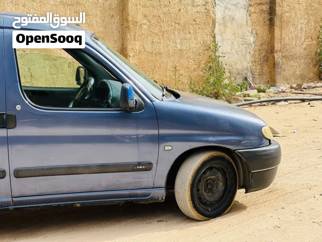 2001 ستيروين بيرلينجو