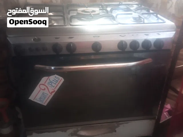 للبيع فرن بوتجاز 5 عيون كريازي صنع ايطالي مستخدم نظيف جدآ ومازال وكاله ماقد افتك او تعرض لصيانه