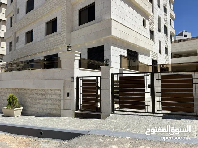220 m2 4 Bedrooms Apartments for Sale in Amman Marj El Hamam