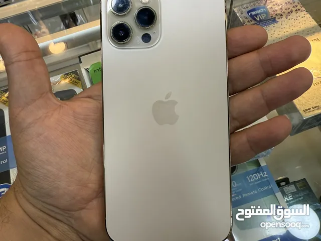 آيفون بحالة ممتازة شبه جديد