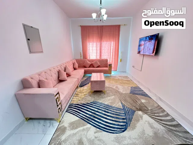 F3 / للايجار الشهري في عجمان - الراشدية 3 - غرفة وصالة - فرش جديد - موقع حيوي - شامل جميع الفواتير