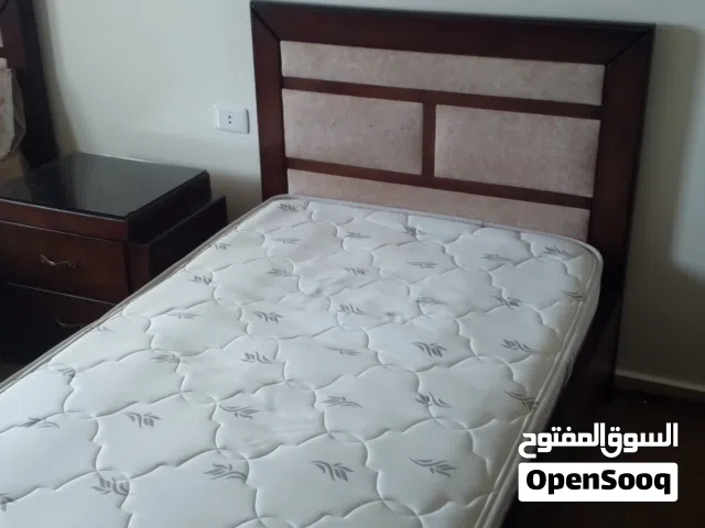 سرير غرفة نوم
