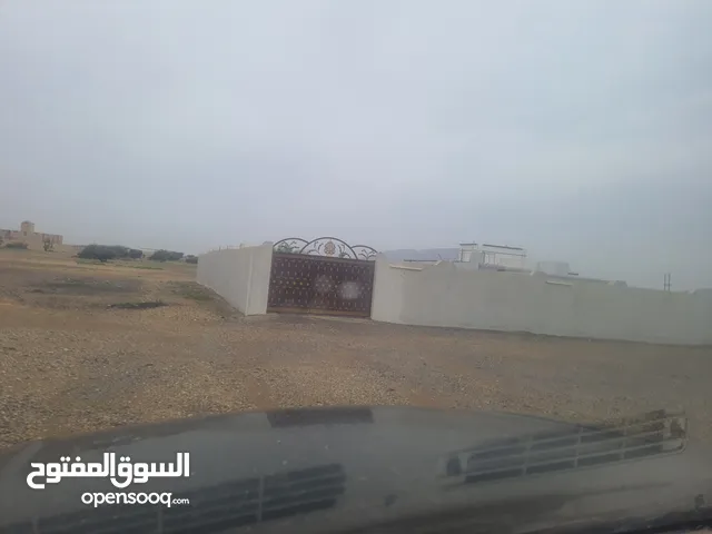 200 m2 2 Bedrooms Townhouse for Sale in Al Dakhiliya Adam