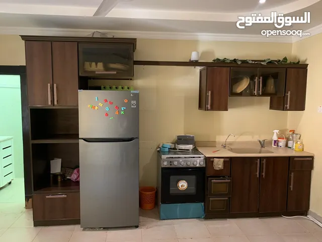 بيع مطبخ استخدم نظيف المنيوم بحريني على الضمان 