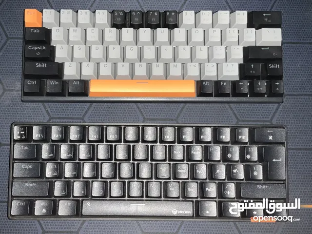 اثنين keyboard لوحة مفاتيح للبيع استعمال شخصي