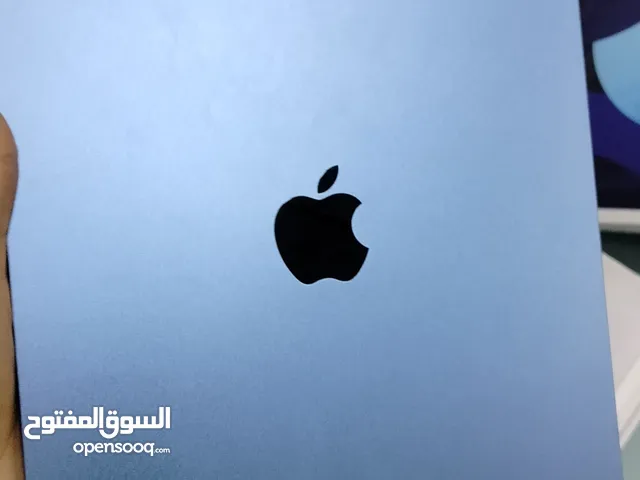 سلام عليكم ايباد اير 5 نضيف بعده بضمان الشركة