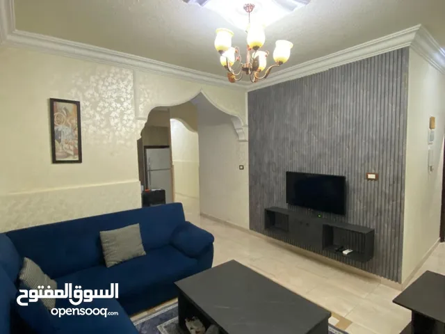 شقة مفروشة في الجبيهة للعائلات والطلبة بجانب جامعة الأميرة سمية وقرب الجامعة الاردنية من المالك