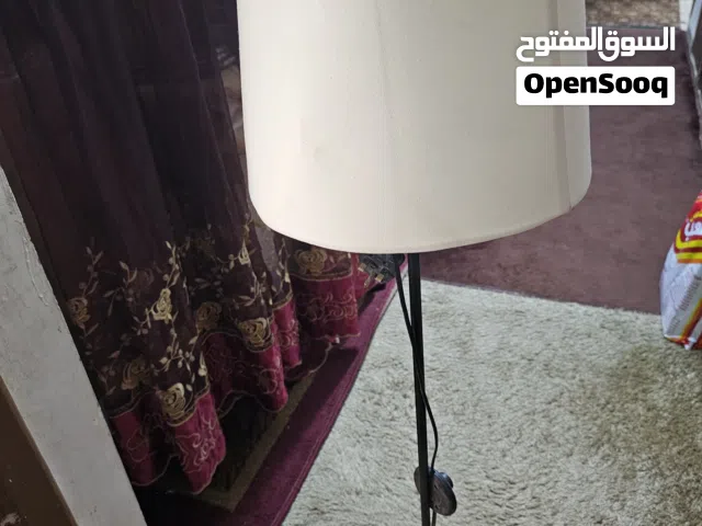 ستاند اضاءة مودرن بسعر مرتب