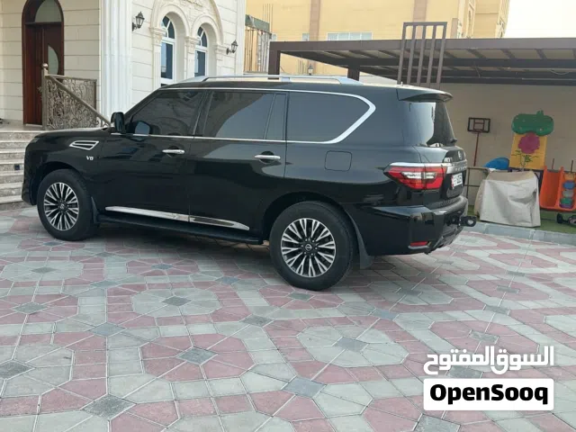 للبيع نيسان بترول موديل 2021 تيتانيوم V 8 المكينة 5.6 صبغ الوكاله