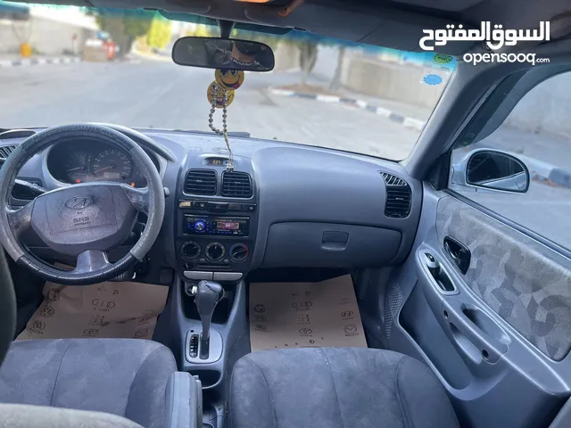 هونداي فيرنا 2004