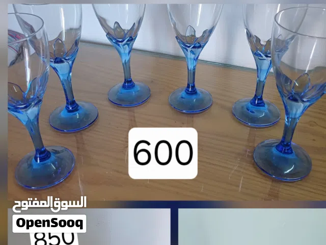 اطقم كاسات لم تستخدم