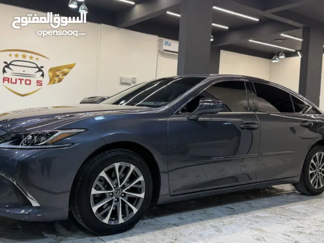Used Lexus ES in Al Batinah