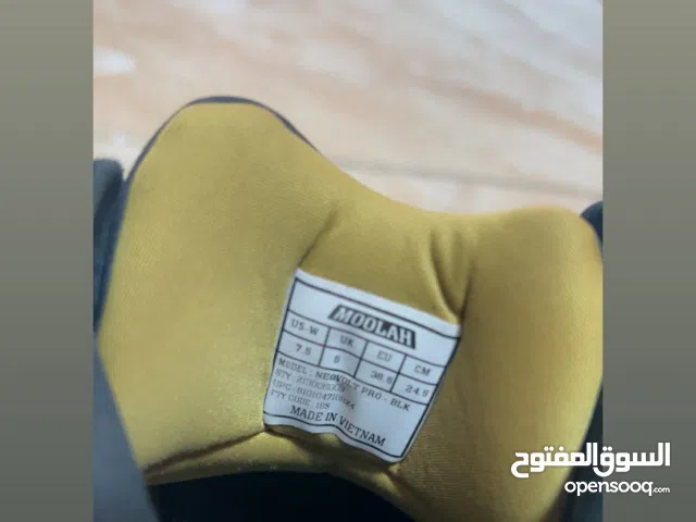 38.5 Sport Shoes in Zarqa